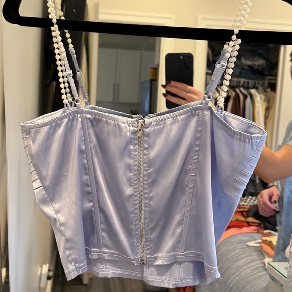 Elegant Pearl-Strap Pleated Top - Picture 3 of 3